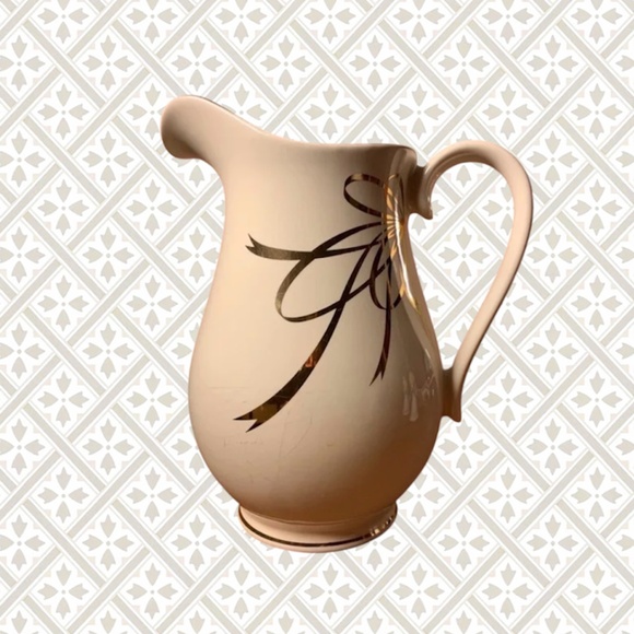 Teleflora Other - Vintage Teleflora Gold Bow Holiday Pitcher